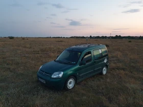 Peugeot Partner Citroen Berlingo фар ляв десен комплект, снимка 5