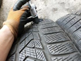 Гуми Зимни 245/45R20, снимка 3