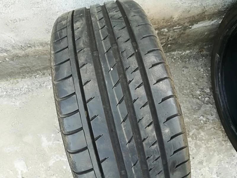 Гуми Летни 205/40R17, снимка 2 - Гуми и джанти - 21479506