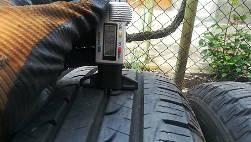 Гуми Летни 225/65R17, снимка 5 - Гуми и джанти - 25475523