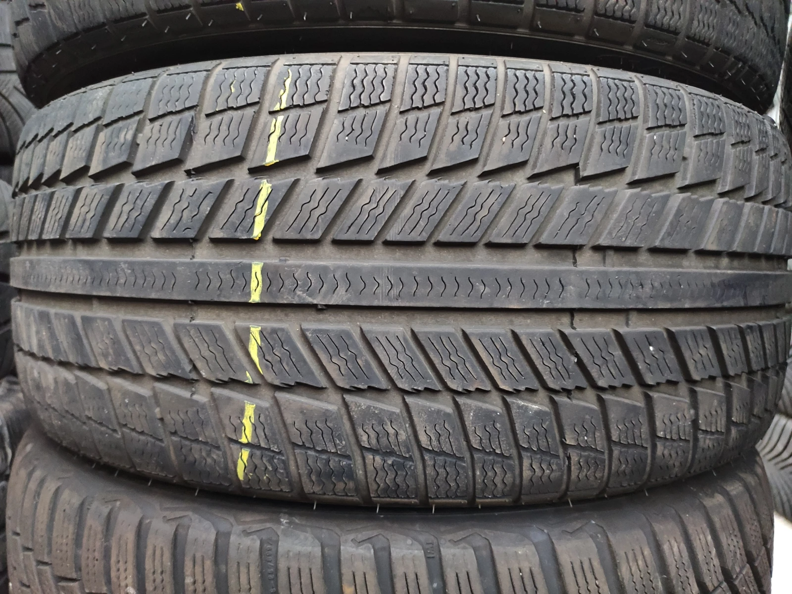  225/40R18 | Mobile.bg   2