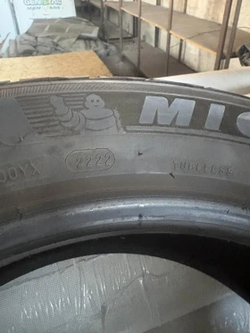 Гуми Зимни 235/50R19