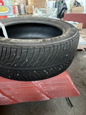 Гуми Зимни 235/50R19, снимка 3 - Гуми и джанти - 52811479