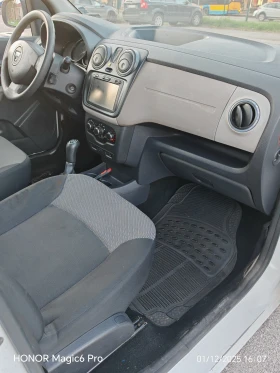 Dacia Lodgy ПЪЛНА СЕРВИЗНА ИСТОРИЯ В ОТОРИЗИРАН СЕРВИЗ!, снимка 12