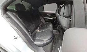 Mercedes-Benz E 300 * E300 4MATIC AMG Line * , снимка 11