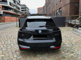 BMW iX 40 xDrive HEAD UP HARMAN KARDON LED ICONIC , снимка 3 - Автомобили и джипове - 45191907