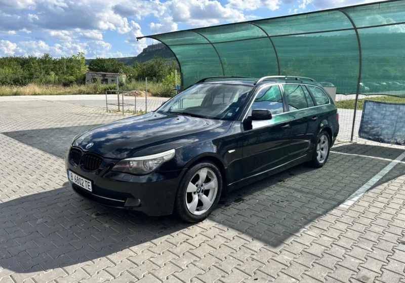 BMW 525 525 i Лизинг, снимка 1 - Автомобили и джипове - 47975555