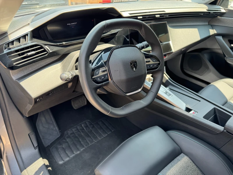 Peugeot 308 SW 1, 2 Pure Tech / Гаранция до 31.03.2026, снимка 9 - Автомобили и джипове - 50417818