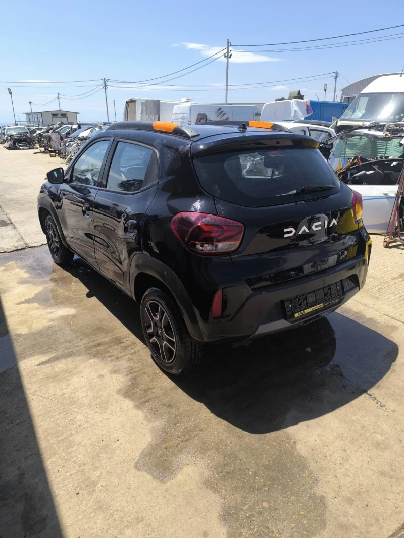 Dacia Spring, снимка 2 - Автомобили и джипове - 50897900