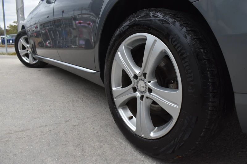 Mercedes-Benz E 220 9G* 194H.P* AMBIENT, снимка 2 - Автомобили и джипове - 51933944