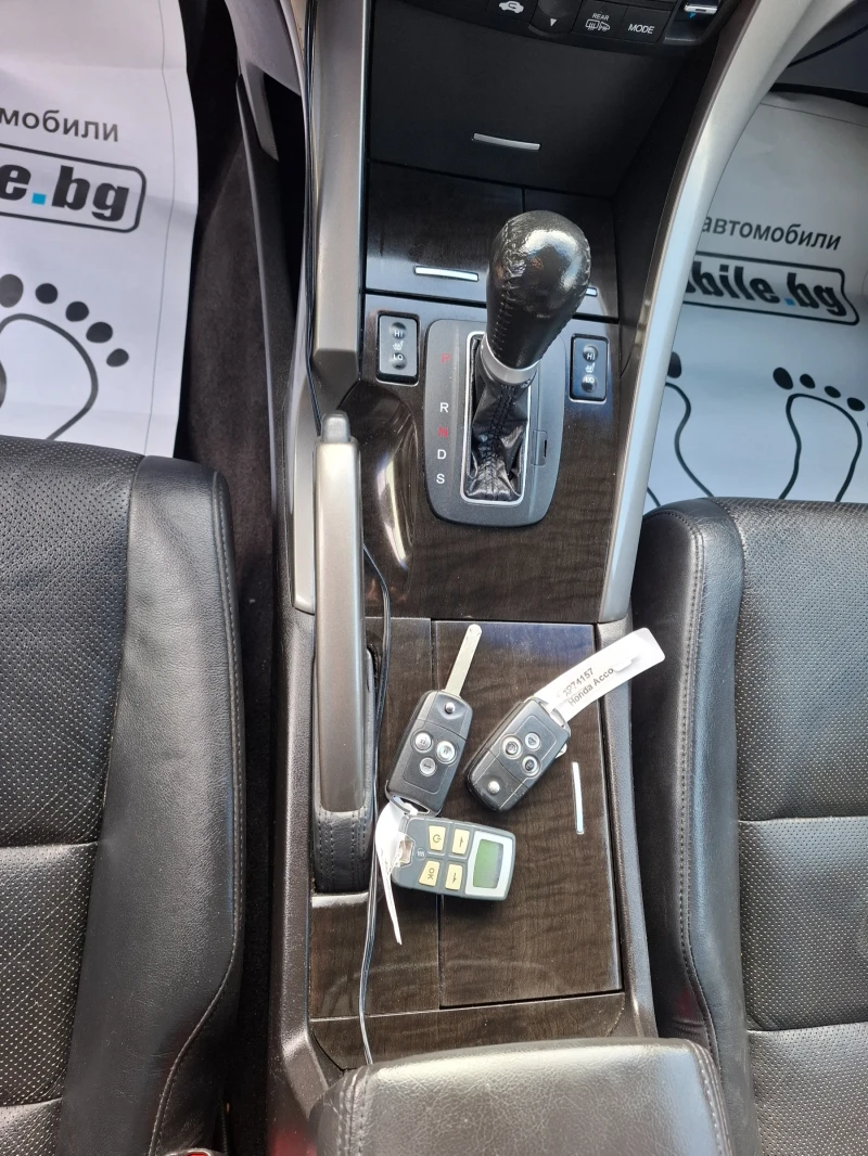 Honda Accord 2.4Automat, снимка 13 - Автомобили и джипове - 52523137