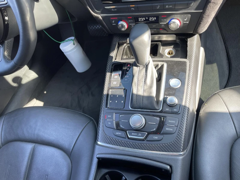 Audi A7 3.0TDI/4x4/Пълна сервизна история!!!, снимка 10 - Автомобили и джипове - 52665357