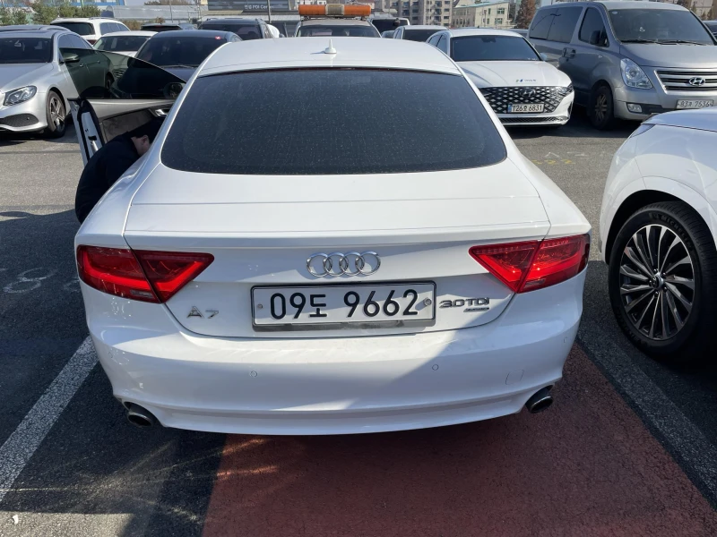 Audi A7 3.0TDI/4x4/Пълна сервизна история!!!, снимка 3 - Автомобили и джипове - 52665357