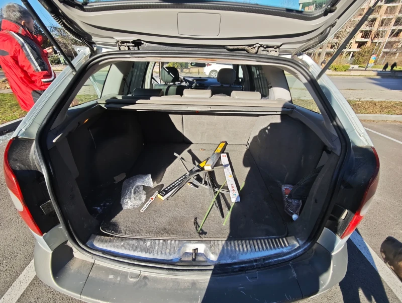 Renault Laguna, снимка 10 - Автомобили и джипове - 52939118