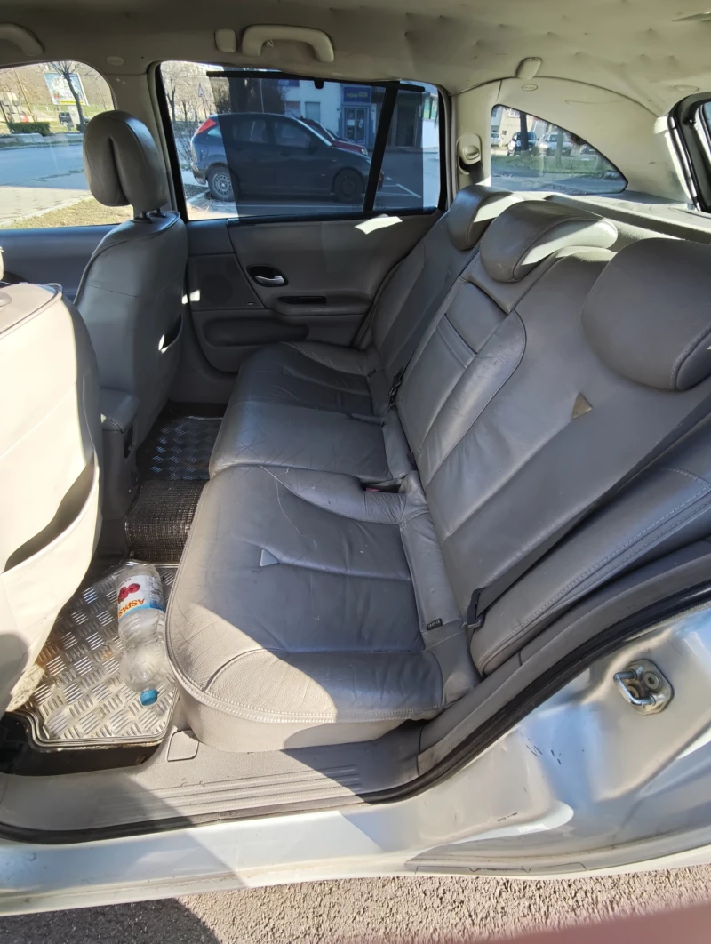 Renault Laguna, снимка 7 - Автомобили и джипове - 52939118