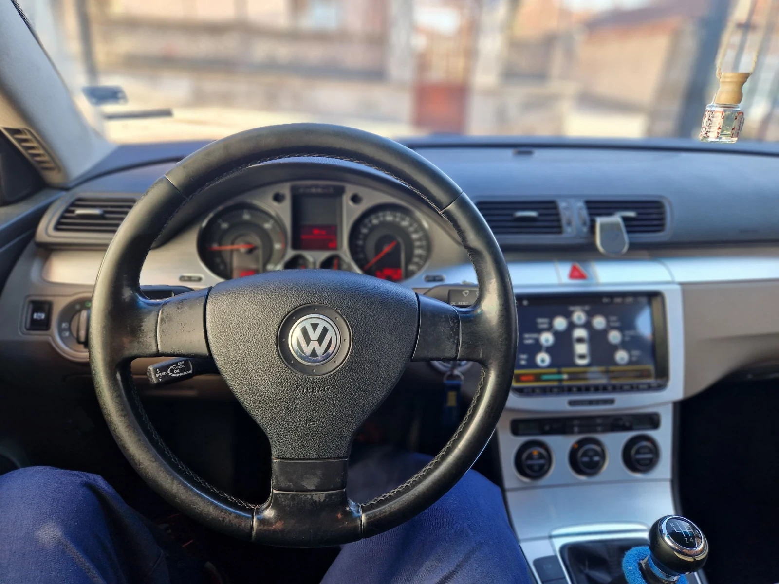 VW Passat  - изображение 5