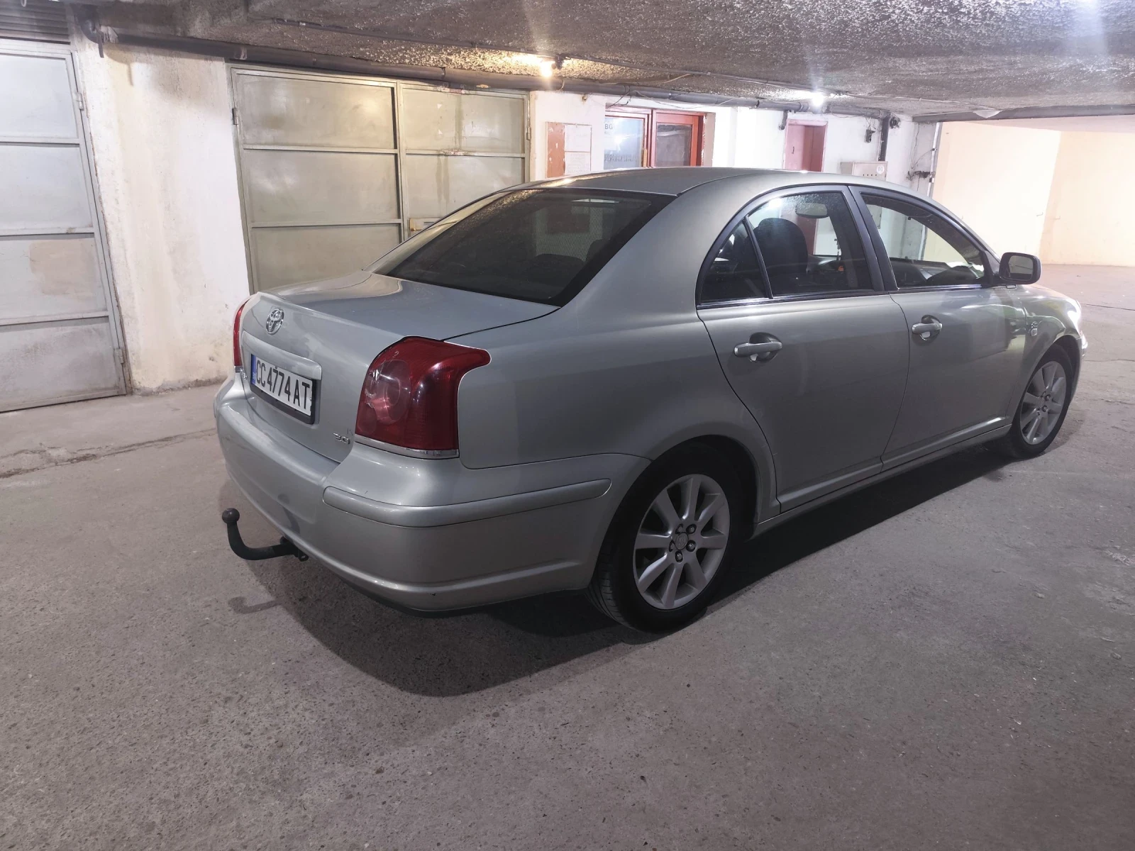 Toyota Avensis 2.0 116hp D4D - изображение 2