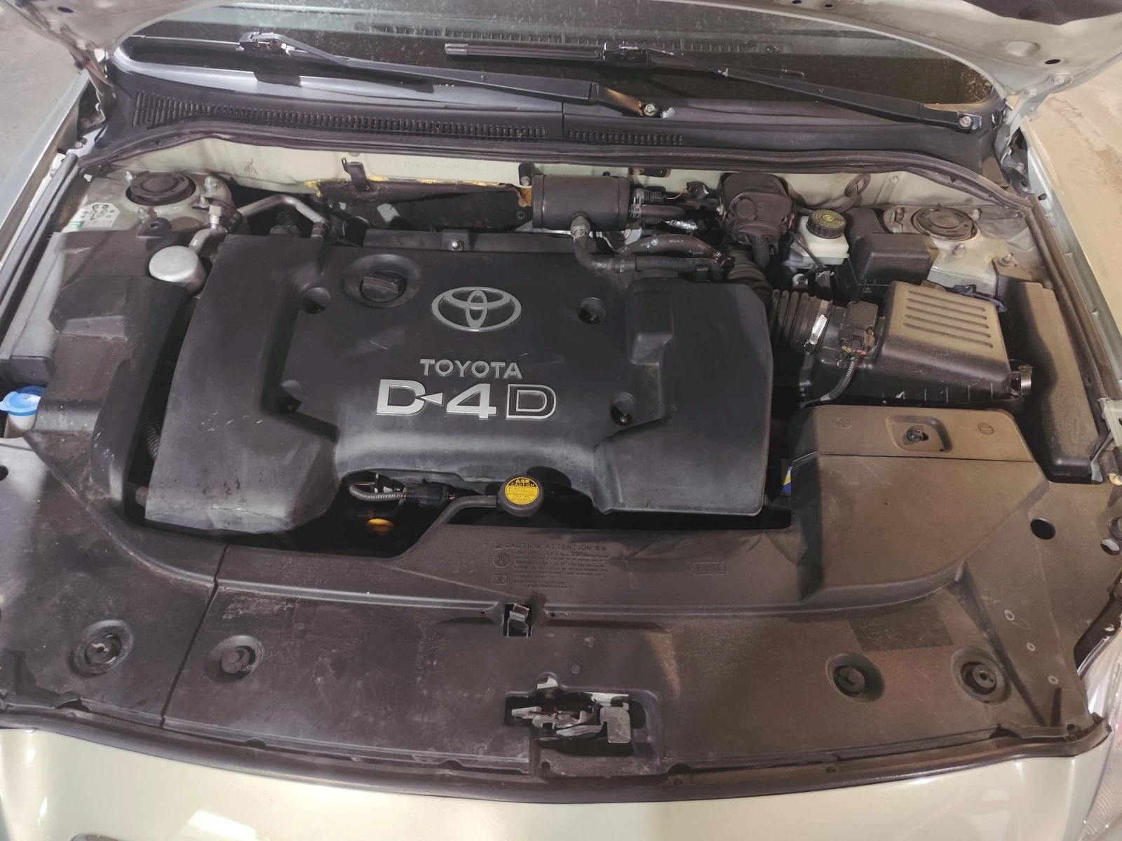 Toyota Avensis 2.0 116hp D4D - изображение 7