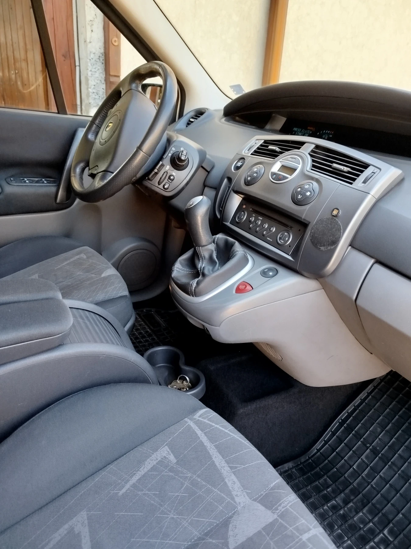 Renault Scenic 1, 5DCI - изображение 6