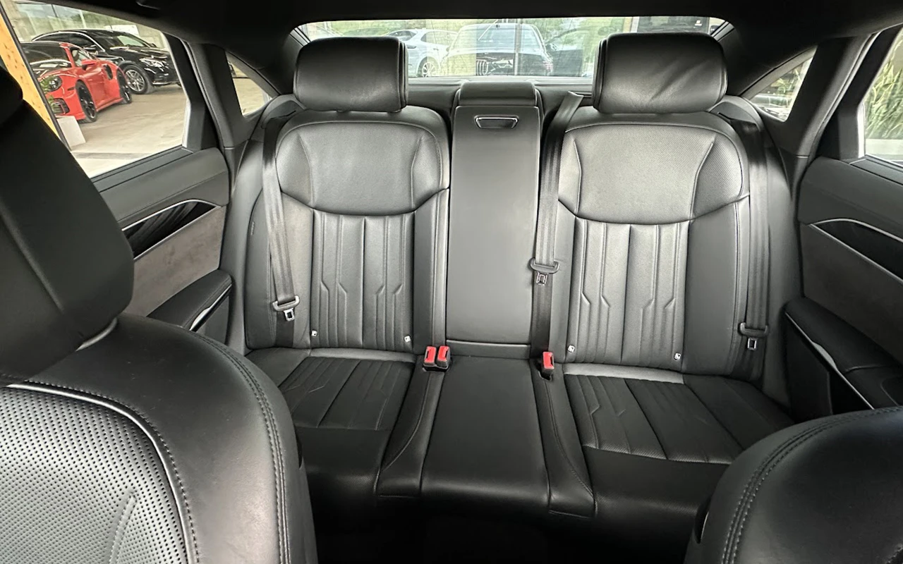 Audi A8 50 TDI quattro - изображение 8