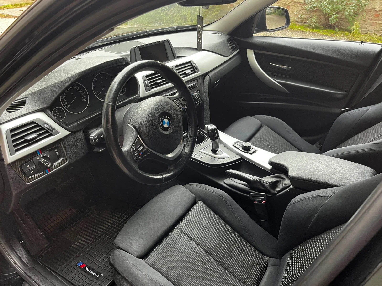 BMW 330  - изображение 7