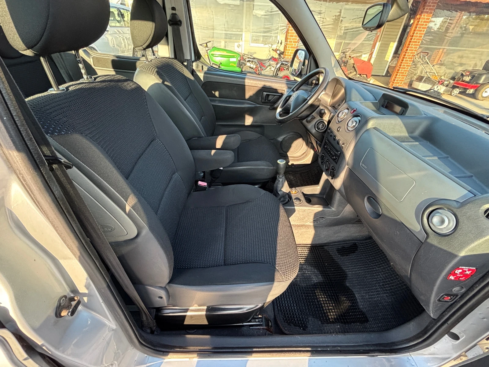 Citroen Berlingo 1.6HDI-90-KLIMA | Mobile.bg � ����������� 9