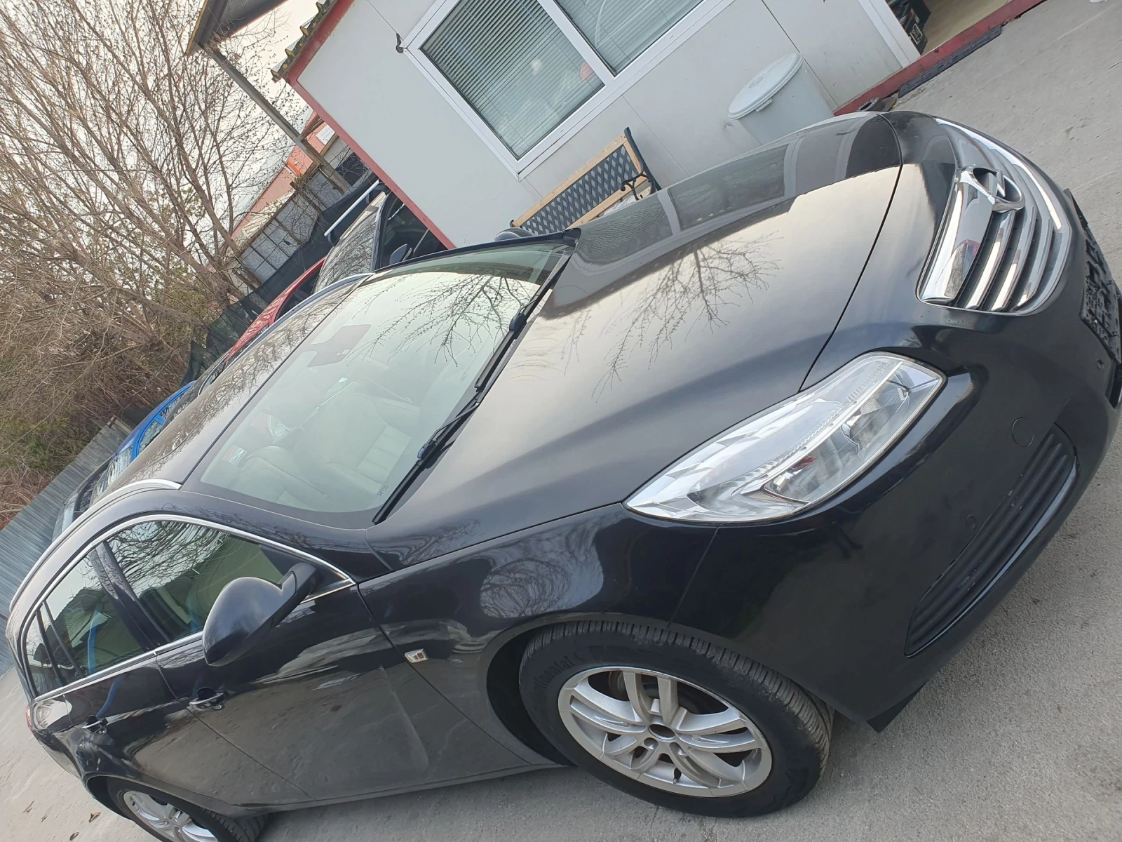 Opel Insignia 1.4  FULL NAVI PANORAMA KOJA PODGREV 6 skr EUR 5, снимка 2 - Автомобили и джипове - 53880120