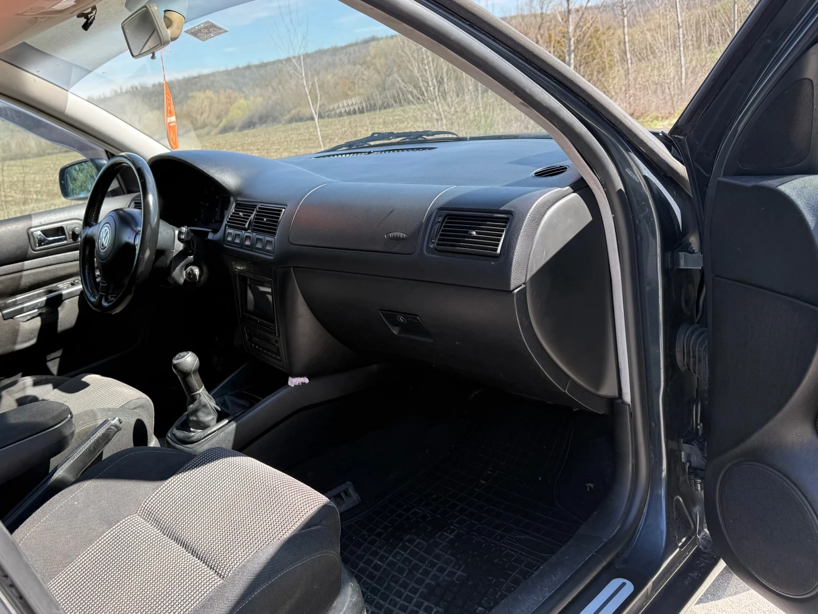 VW Golf * 1.9tdi * 116к.с * Климатроник, снимка 6 - Автомобили и джипове - 54045640