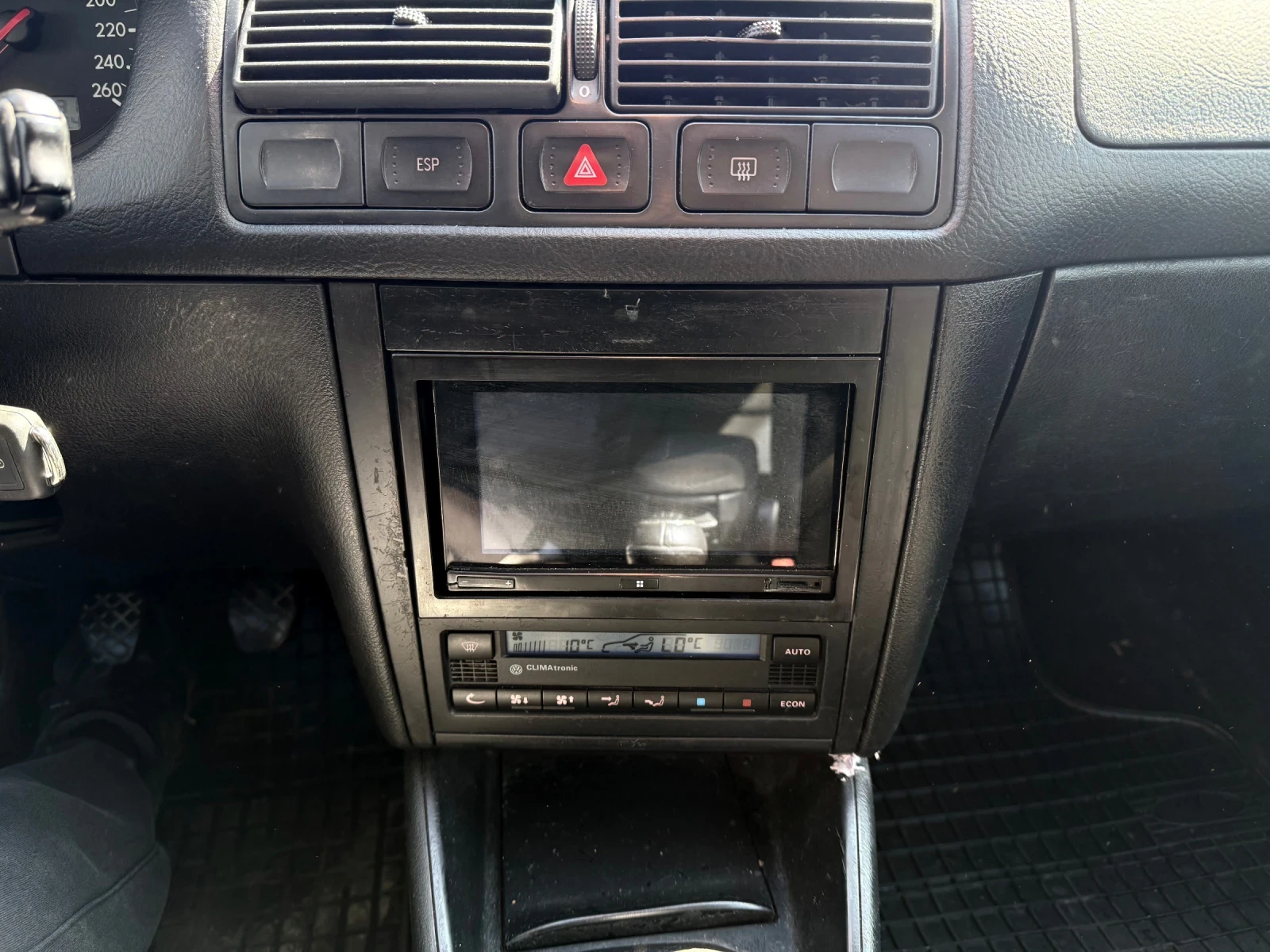 VW Golf * 1.9tdi * 116к.с * Климатроник, снимка 10 - Автомобили и джипове - 54045640