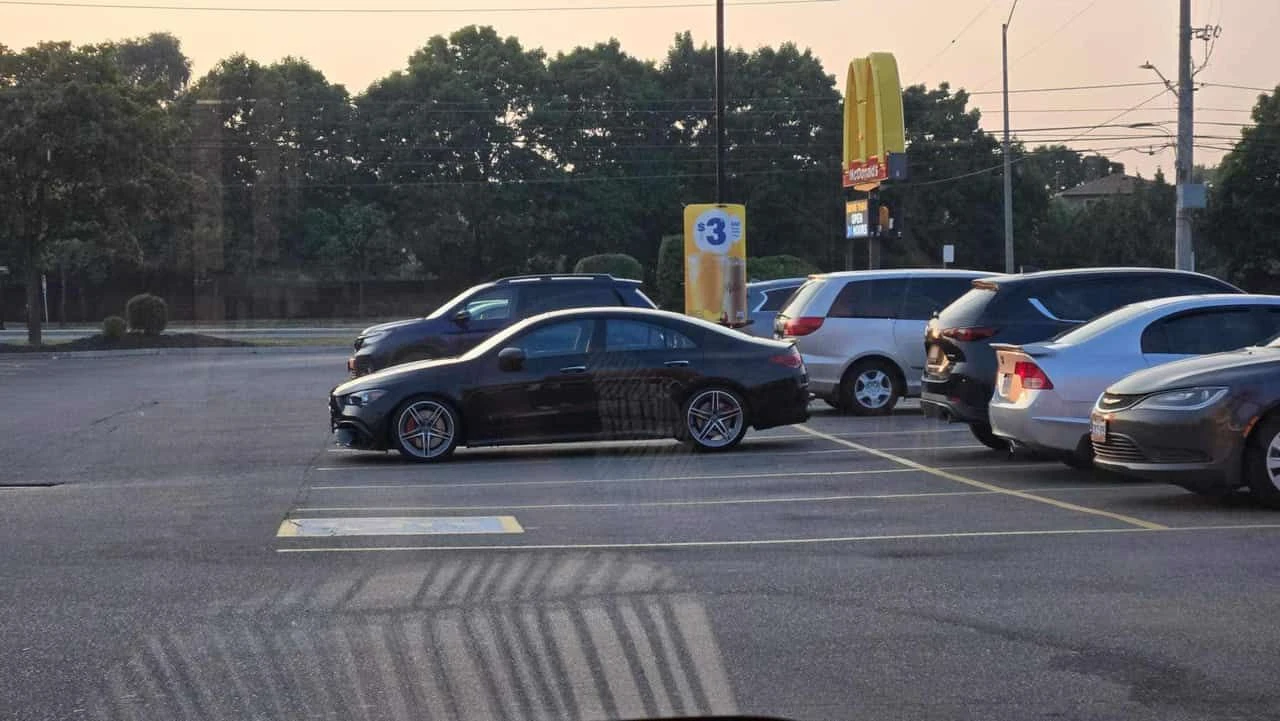 Mercedes-Benz CLA * AMG * CARFAX * БЕЗ ПЪРВОНАЧАЛНА ВНОСКА, снимка 17 - Автомобили и джипове - 54111326