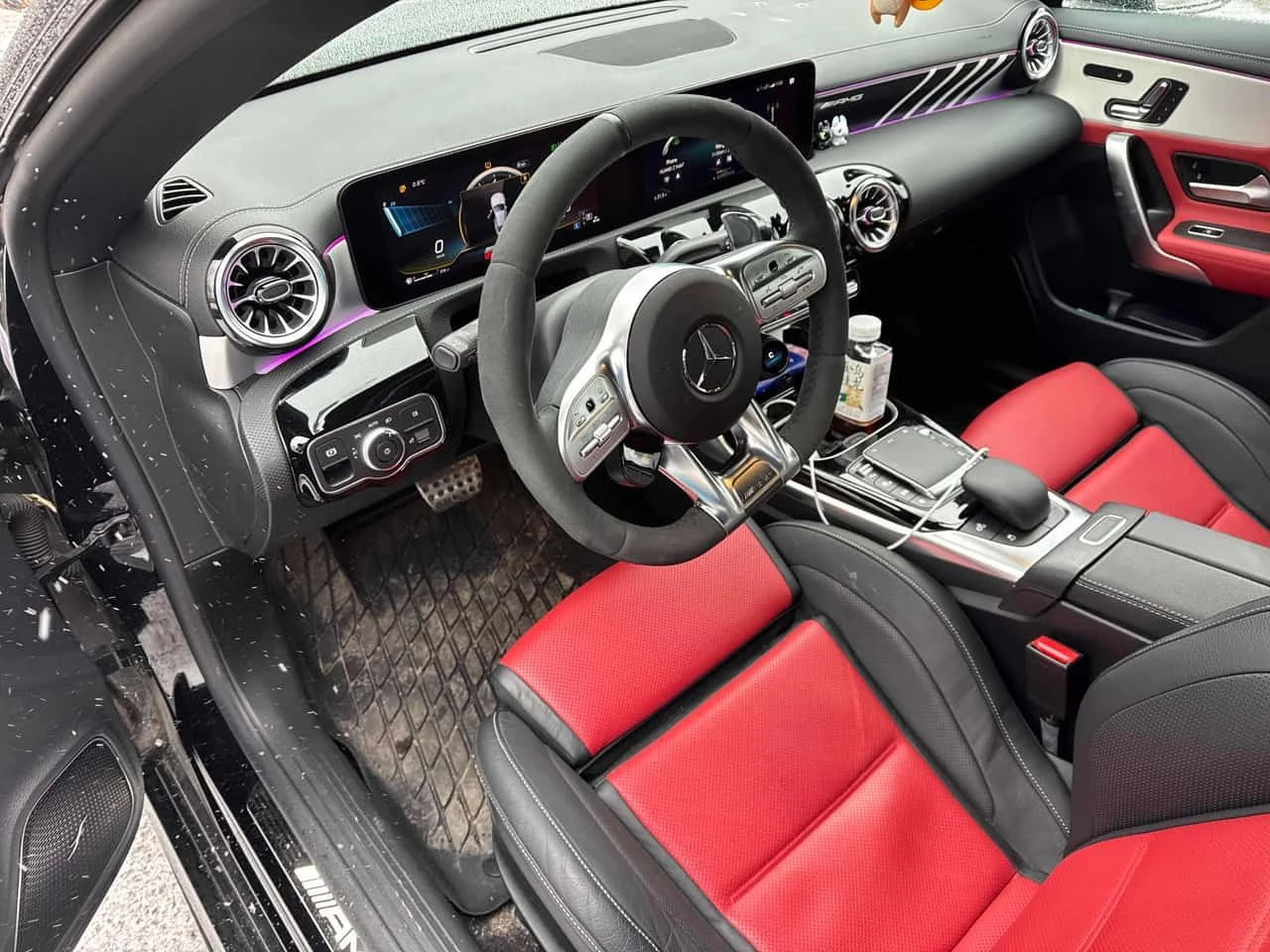 Mercedes-Benz CLA * AMG * CARFAX * БЕЗ ПЪРВОНАЧАЛНА ВНОСКА, снимка 5 - Автомобили и джипове - 54111326