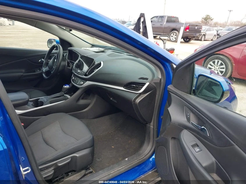 Chevrolet Volt 1.5l Lt, снимка 5 - Автомобили и джипове - 54395960
