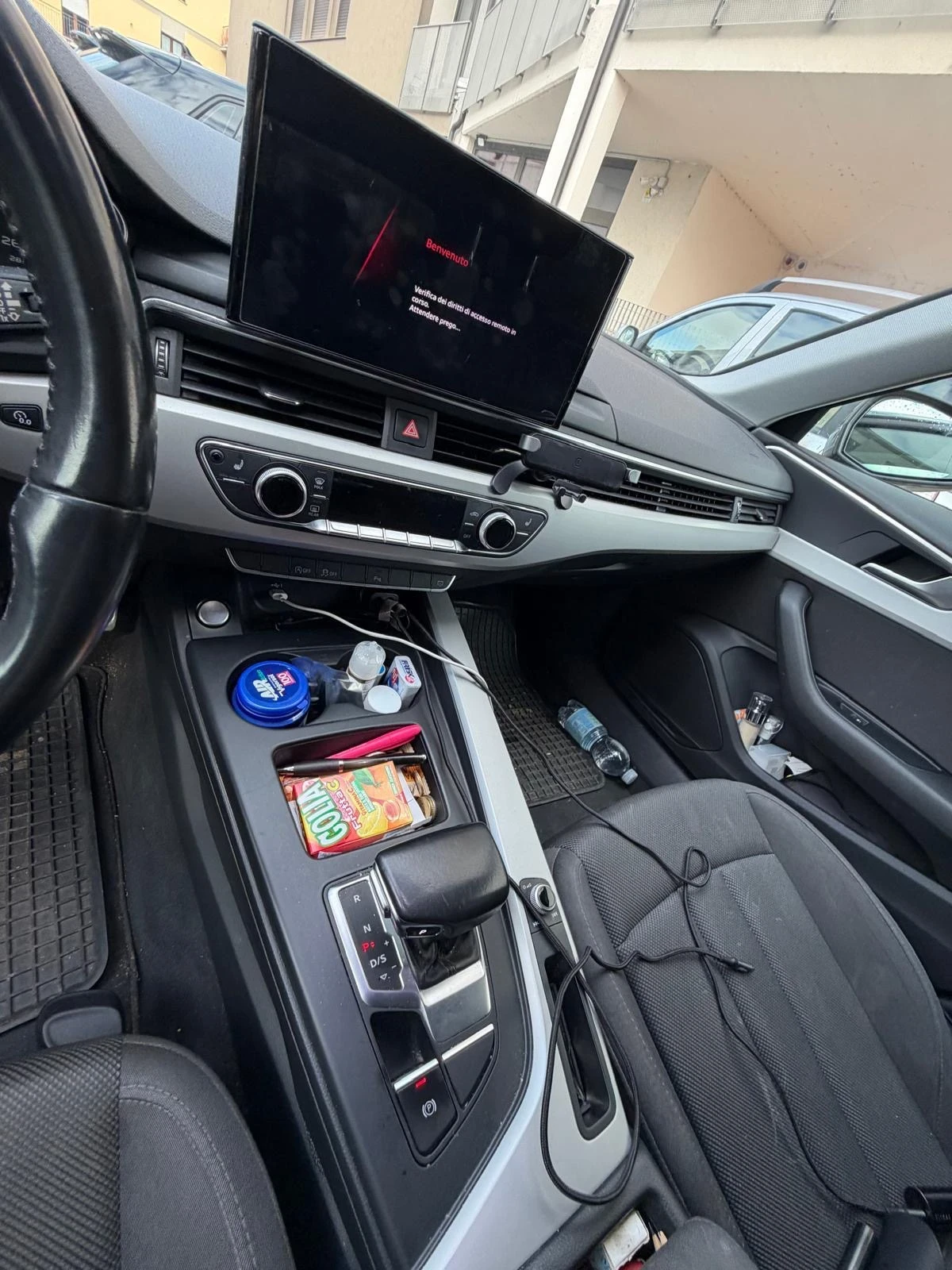Audi A4 2.0 TDI Avant Automatic, снимка 11 - Автомобили и джипове - 54555103