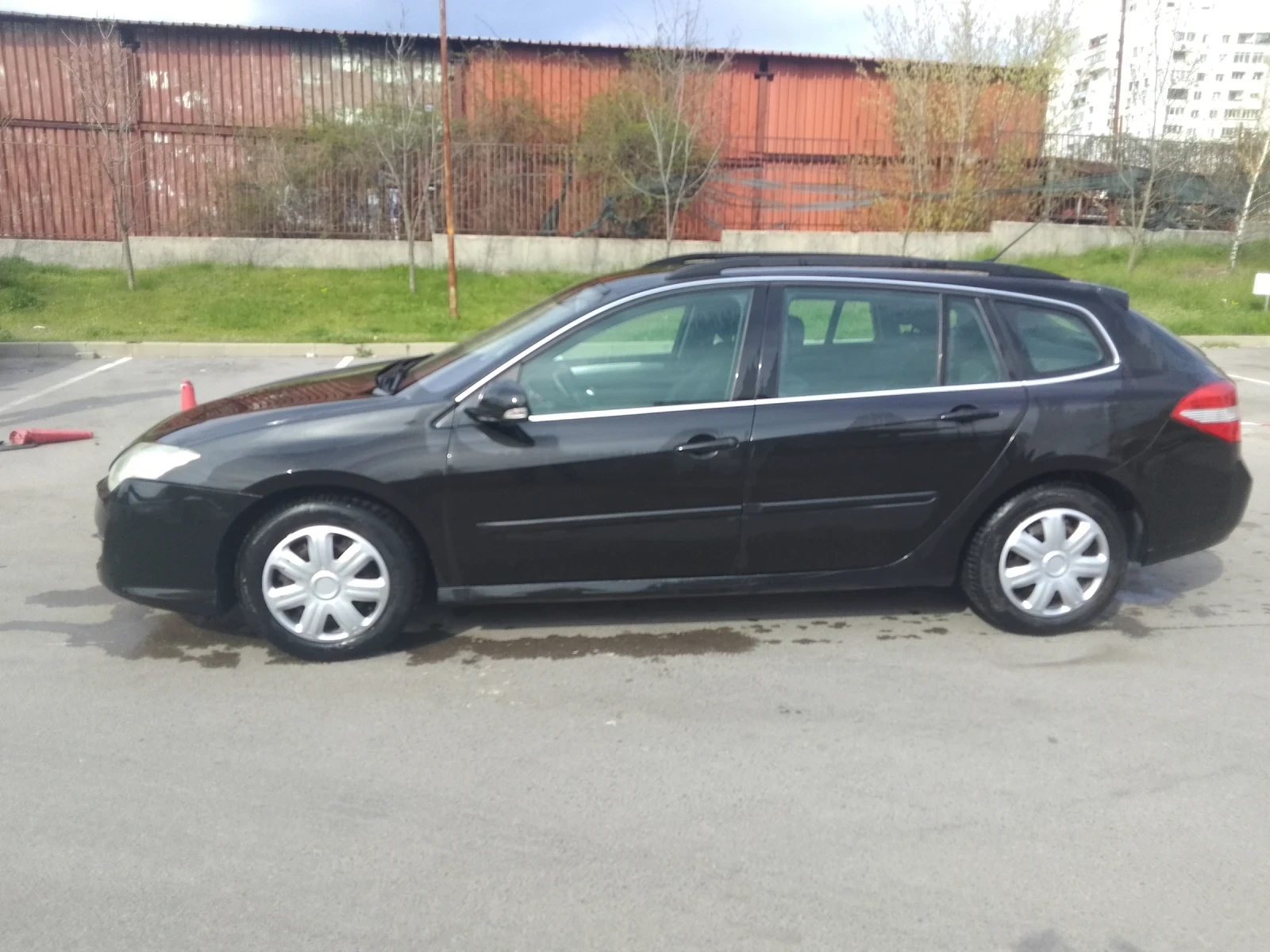 Renault Laguna 3, снимка 10 - Автомобили и джипове - 55214974