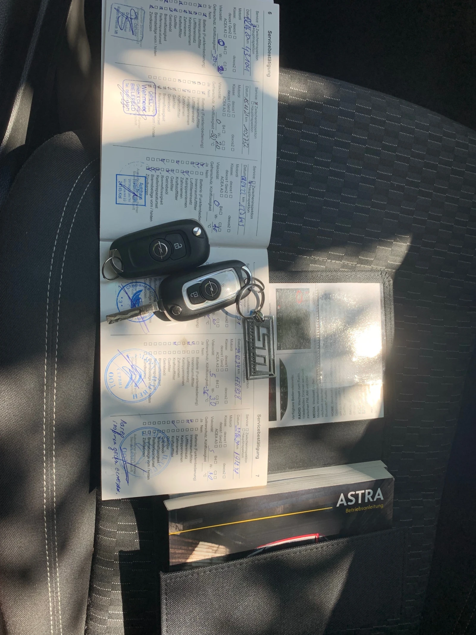 Opel Astra K sport tourer CDTI, снимка 15 - Автомобили и джипове - 55452709