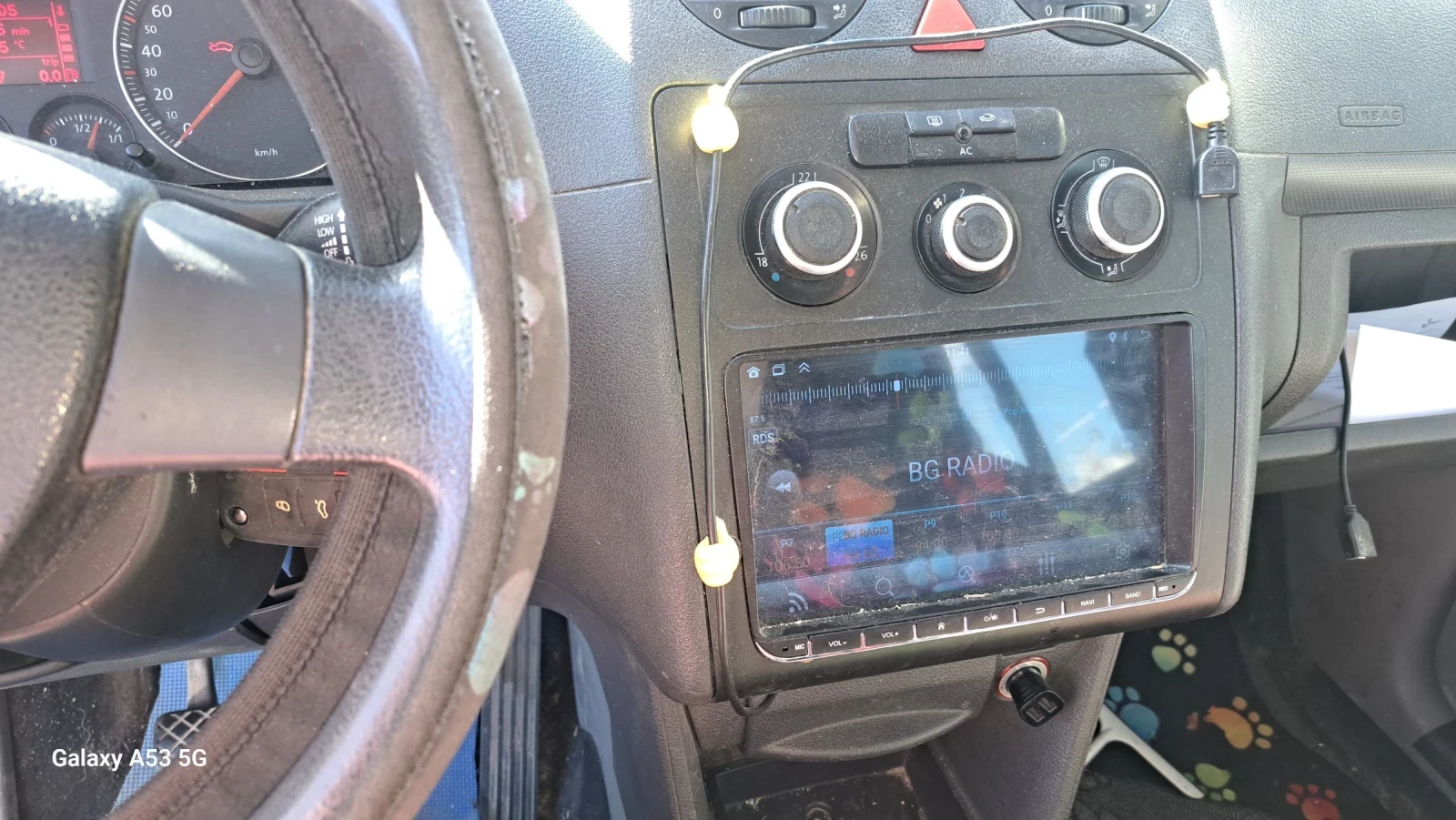 VW Caddy, снимка 5 - Автомобили и джипове - 55631022
