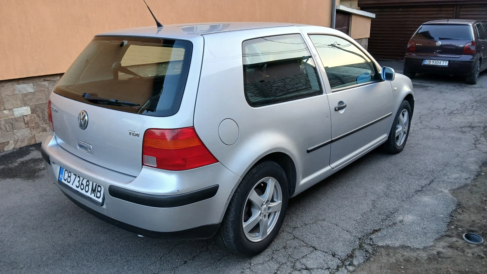 VW Golf, снимка 5 - Автомобили и джипове - 55792551