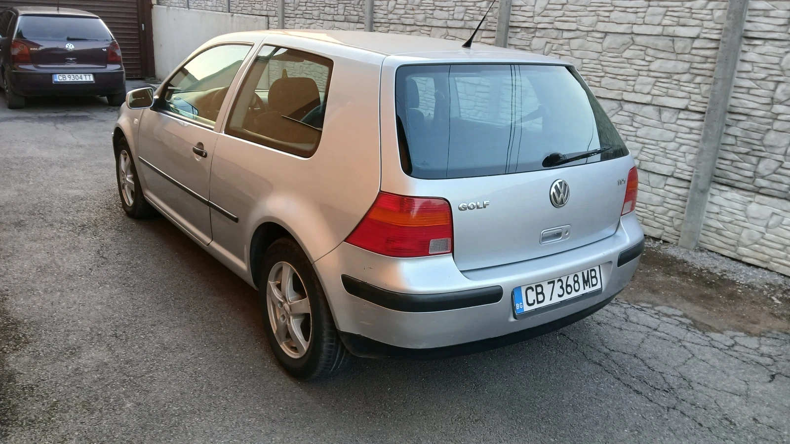 VW Golf, снимка 3 - Автомобили и джипове - 55792551