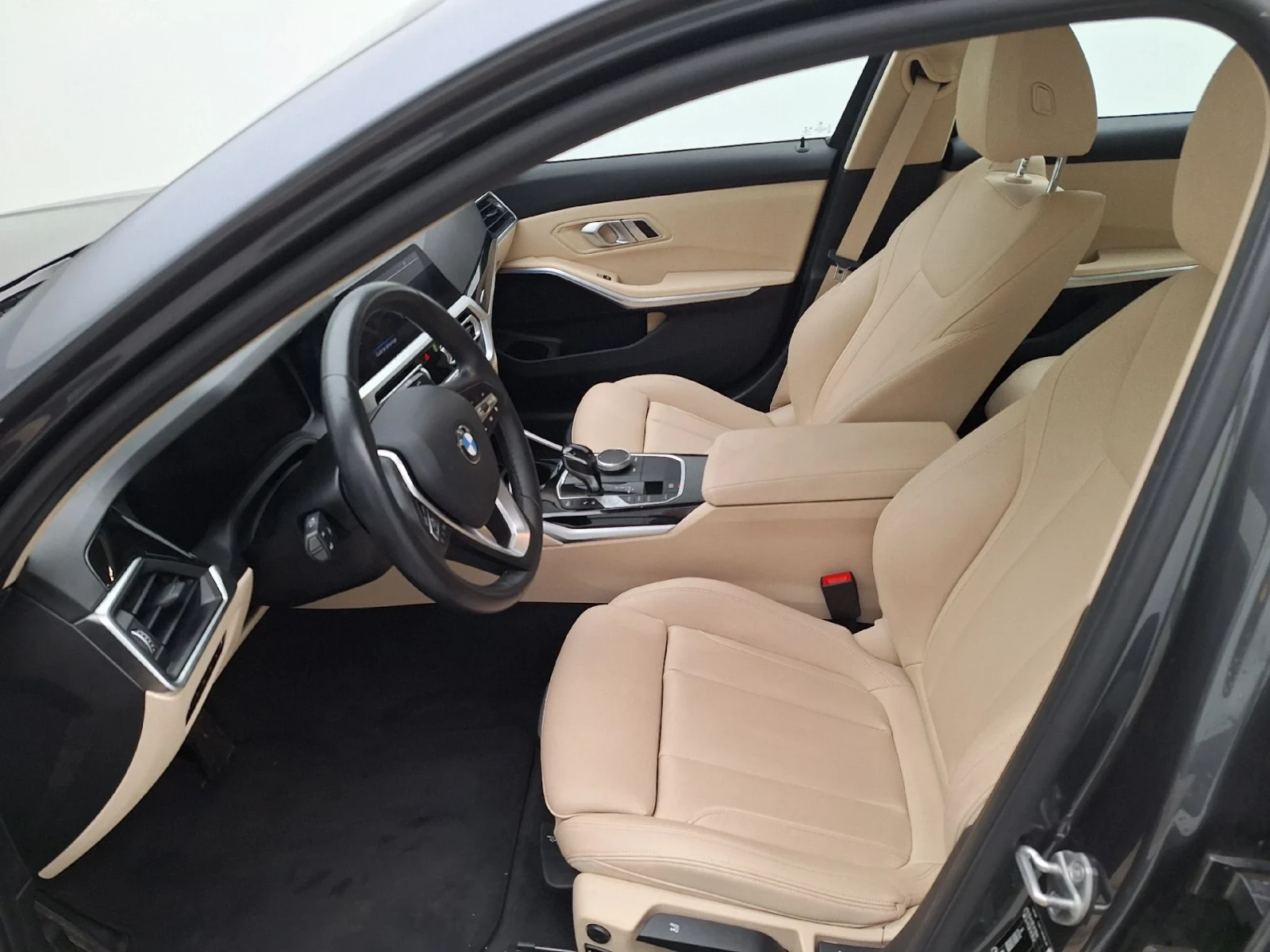 BMW 330 Reeks Berline 330e Leather Navi LED , снимка 8 - Автомобили и джипове - 56205082