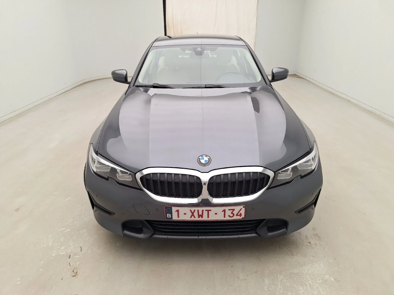 BMW 330 Reeks Berline 330e Leather Navi LED , снимка 2 - Автомобили и джипове - 56205082