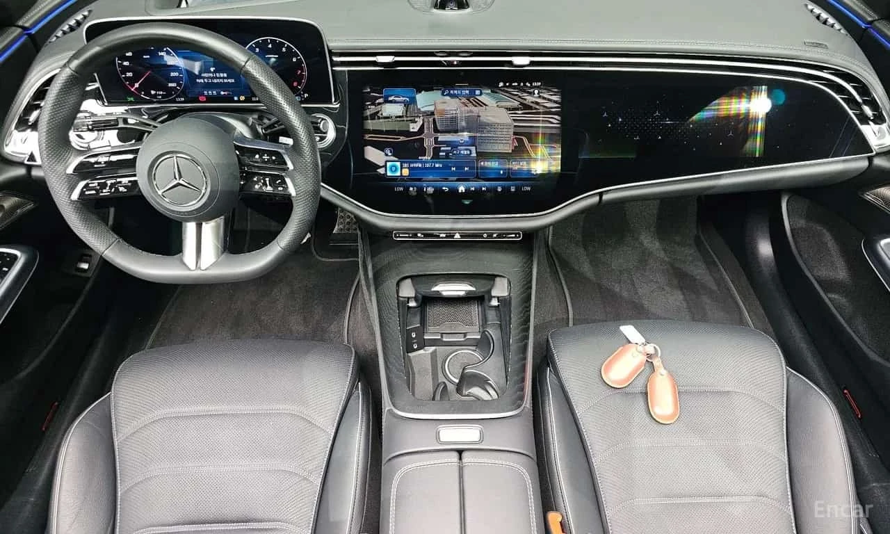 Mercedes-Benz E 300 * E300 4MATIC AMG Line * , снимка 7 - Автомобили и джипове - 56585251