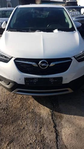 Opel Crossland X 1.2турбо, снимка 1
