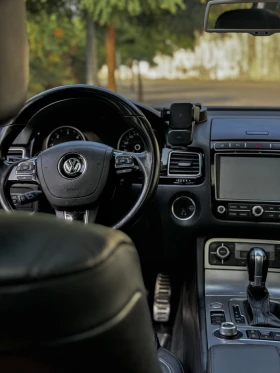 VW Touareg 3.0 TDI Executive, снимка 12