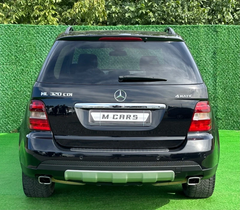 Mercedes-Benz ML 320 4 MTIC SPORT, снимка 4 - Автомобили и джипове - 47315171