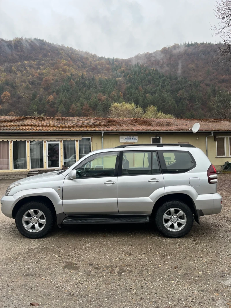 Toyota Land cruiser, снимка 16 - Автомобили и джипове - 48118271