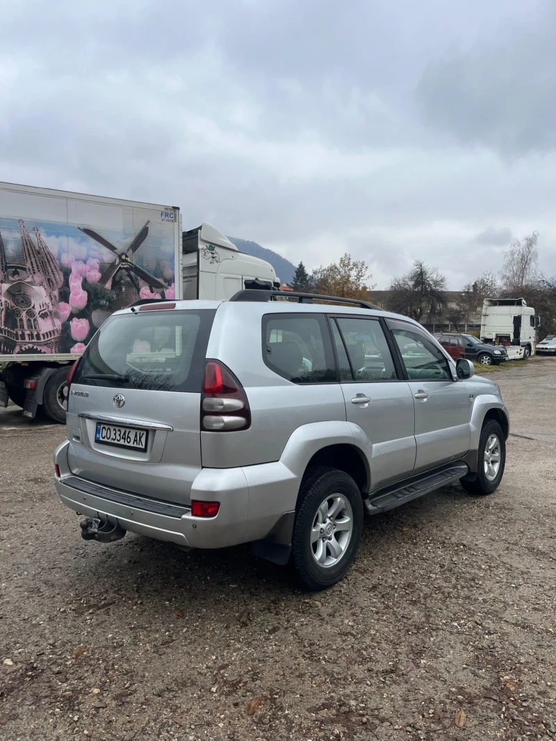 Toyota Land cruiser, снимка 15 - Автомобили и джипове - 48118271