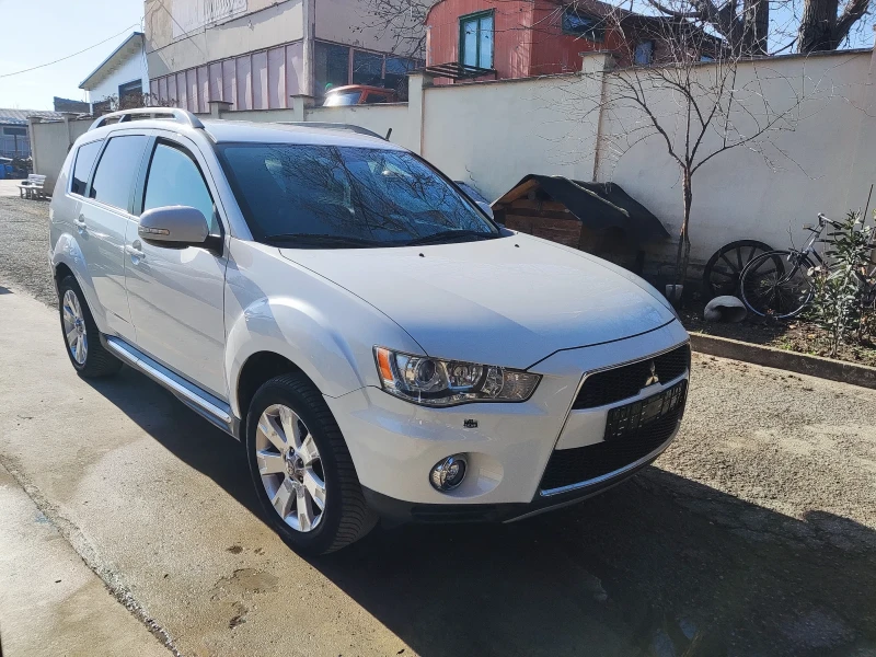 Mitsubishi Outlander 2.0MIVEC Automatic , снимка 2 - Автомобили и джипове - 48852685