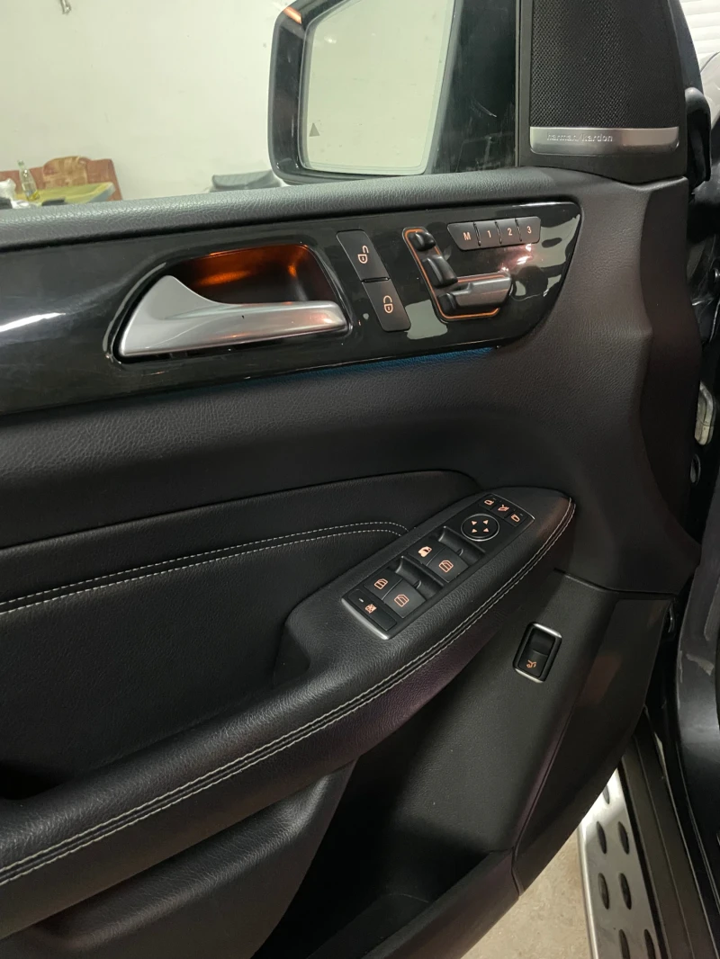 Mercedes-Benz ML 350, снимка 11 - Автомобили и джипове - 51967639