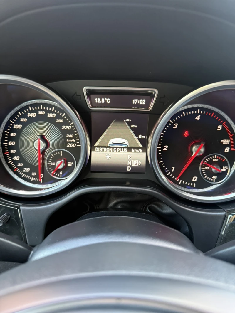 Mercedes-Benz GLS 350  Designo Edition , снимка 8 - Автомобили и джипове - 52405562