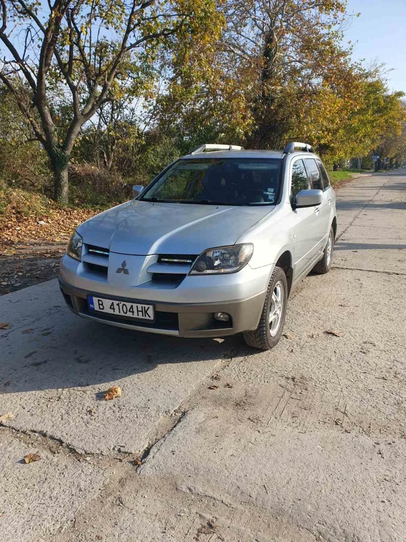 Mitsubishi Outlander, снимка 12 - Автомобили и джипове - 52465901
